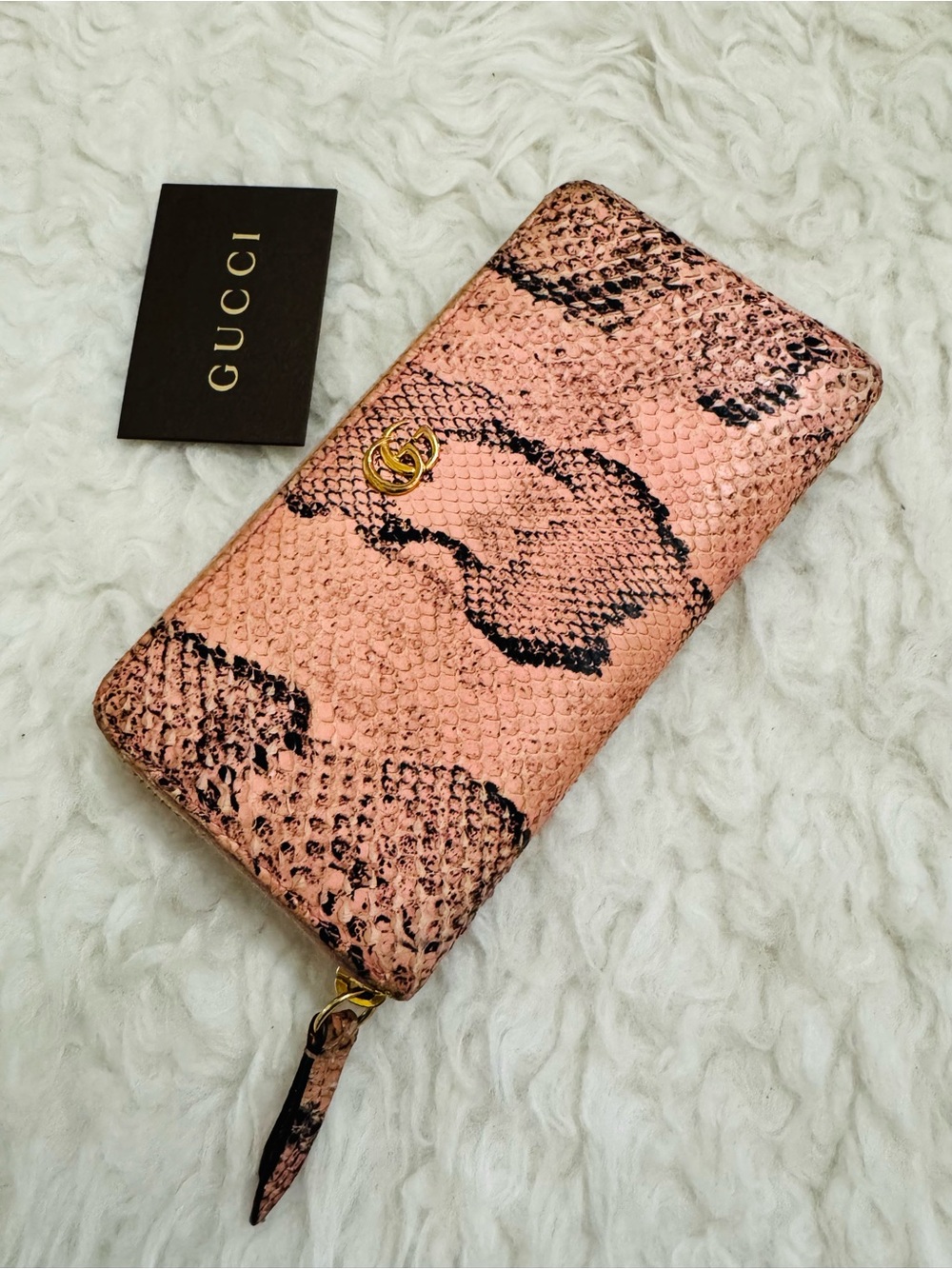 Gucci Pink Snakeskin Zip Wallet with Gold GG - Picture 11 of 13